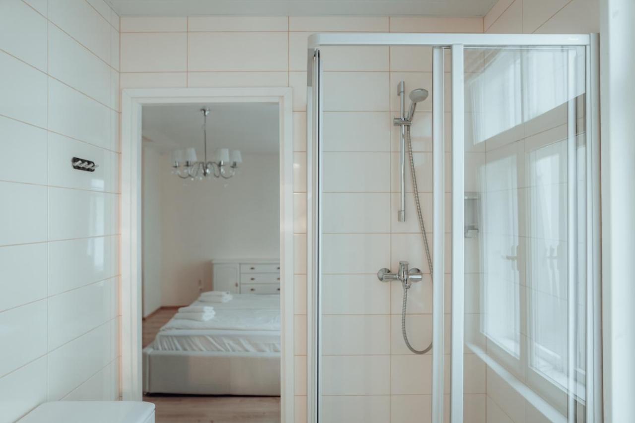 Dream Stay - Spacious 1-Bedroom Apartment In The Old Town Tallinn Luaran gambar