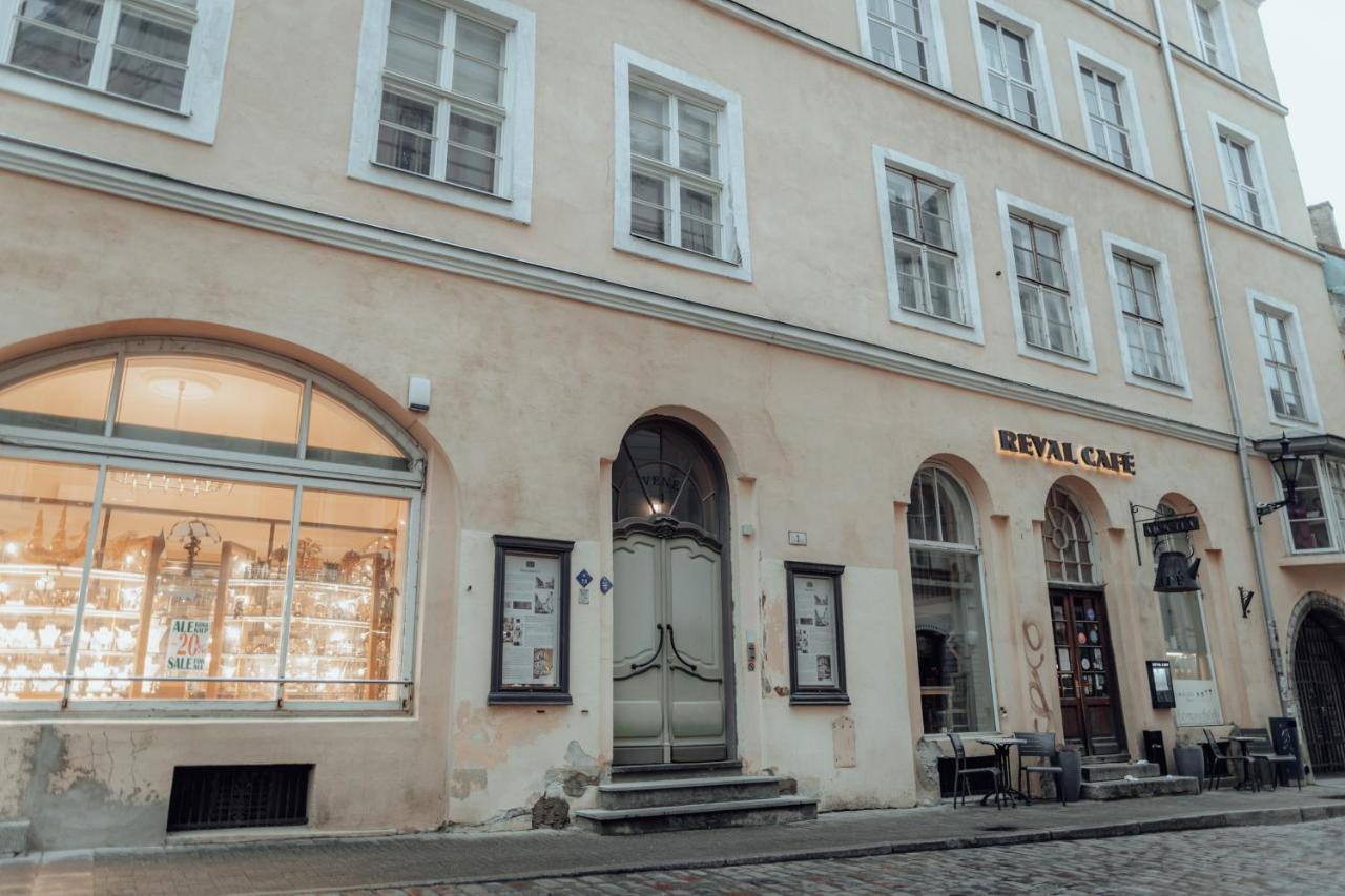Dream Stay - Spacious 1-Bedroom Apartment In The Old Town Tallinn Luaran gambar